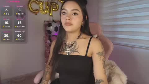 mia_zafir online show from July 2026 09:31:02 PM
