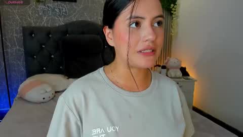 baby miaa online show from February 2026 07:51:02 PM