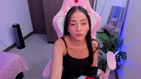 Snapshot of miaa_06 chatting on February 2025 02:03:02 AM mia nicolle online show from February 2025 02:03:02 AM