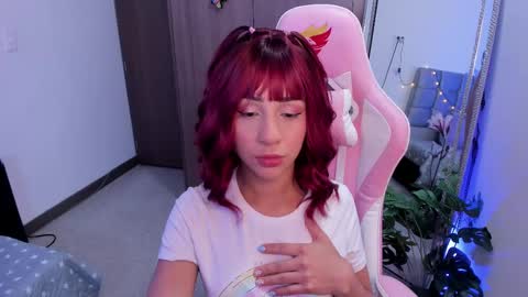 Snapshot of miaa_06 chatting on February 2025 04:21:02 AM mia nicolle online show from February 2025 04:21:02 AM