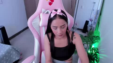 Snapshot of miaa_06 chatting on March 2025 04:46:01 PM mia nicolle online show from March 2025 04:46:01 PM