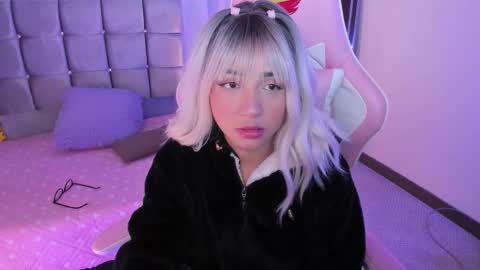 Snapshot of miaa_06 chatting on September 2025 02:45:01 AM mia nicolle online show from September 2025 02:45:01 AM