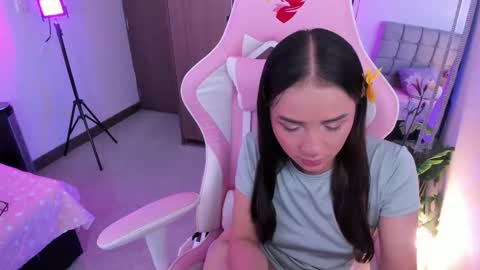 Snapshot of miaa_06 chatting on October 2025 08:55:02 PM mia nicolle online show from October 2025 08:55:02 PM