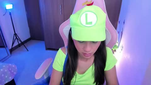 Snapshot of miaa_06 chatting on November 2025 01:18:02 AM mia nicolle online show from November 2025 01:18:02 AM