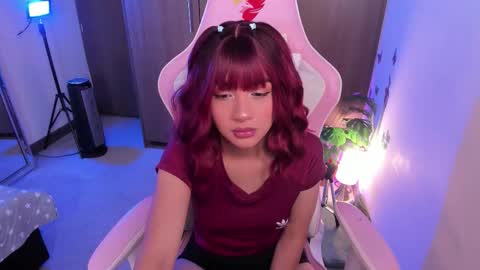 Snapshot of miaa_06 chatting on November 2025 10:01:02 PM mia nicolle online show from November 2025 10:01:02 PM