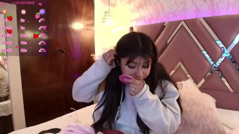 miaa_smiith1 online show from January 2025 12:07:02 PM