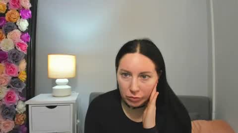 Snapshot of miaalluring chatting on February 2026 01:33:02 PM Mia online show from February 2026 01:33:02 PM