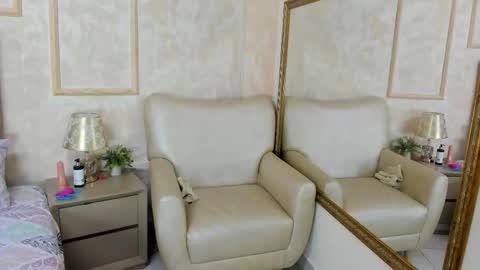 Snapshot of miaasummer chatting on February 2026 11:18:01 AM Miaasummer online show from February 2026 11:18:01 AM