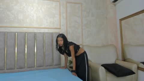 Snapshot of miaasummer chatting on April 2026 11:20:01 AM Miaasummer online show from April 2026 11:20:01 AM