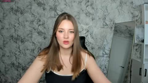 Mia online show from May 2026 11:04:02 AM