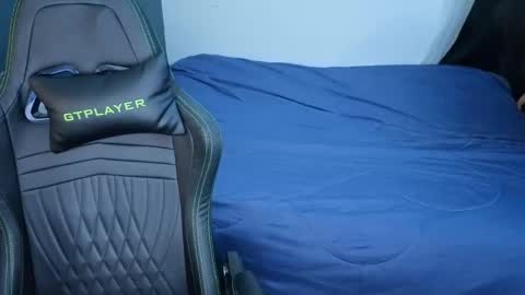 Snapshot of miacanela_xo chatting on March 2026 01:22:01 AM Mia online show from March 2026 01:22:01 AM