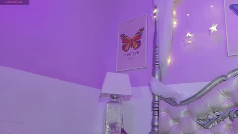 Snapshot of miacassel chatting on November 2025 12:05:02 PM MiaCassel online show from November 2025 12:05:02 PM