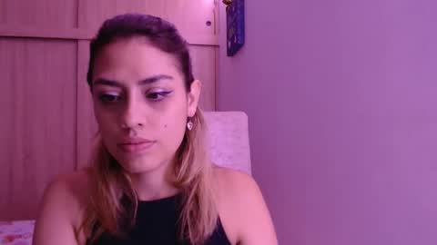 Snapshot of miacollings1 chatting on January 2026 04:27:01 AM Miia online show from January 2026 04:27:01 AM