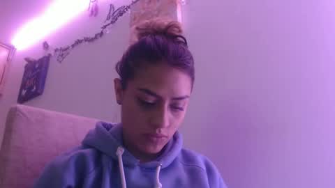 Snapshot of miacollings1 chatting on January 2026 03:32:01 AM Miia online show from January 2026 03:32:01 AM