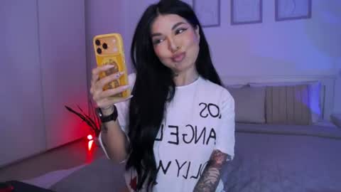 miacute4u online show from June 2026 05:25:01 PM
