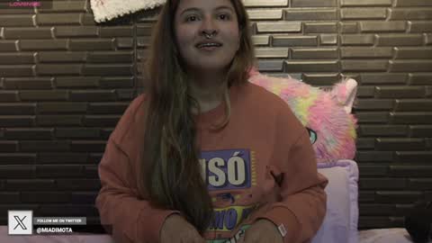 Snapshot of miadimota chatting on December 2024 07:44:02 AM Mia online show from December 2024 07:44:02 AM