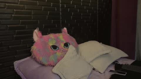 Snapshot of miadimota chatting on January 2025 06:49:02 AM Mia online show from January 2025 06:49:02 AM