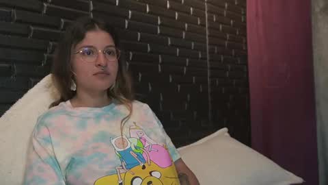 Snapshot of miadimota chatting on February 2025 08:39:01 AM Mia online show from February 2025 08:39:01 AM