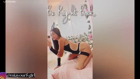 Snapshot of miagomez1 chatting on December 2024 04:20:01 PM Mia Gomez online show from December 2024 04:20:01 PM