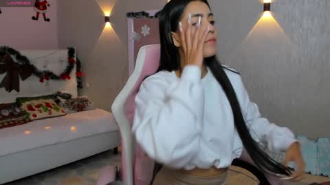 Snapshot of miagomez1 chatting on December 2024 12:56:02 PM Mia Gomez online show from December 2024 12:56:02 PM