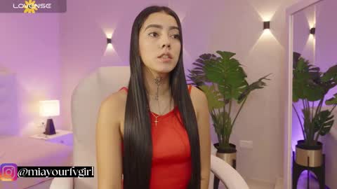 Snapshot of miagomez1 chatting on October 2025 01:45:02 PM Mia Gomez online show from October 2025 01:45:02 PM