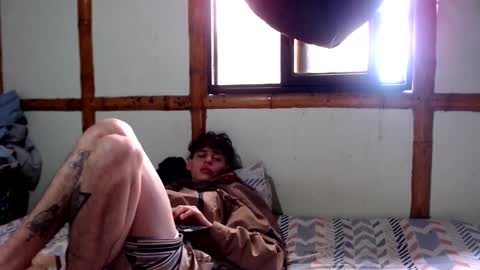 Mia  Sam online show from December 2025 04:36:02 PM