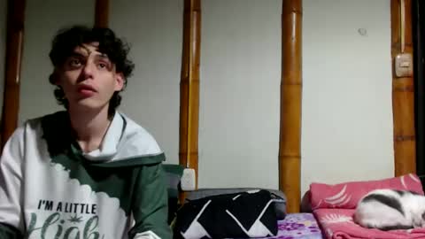 Mia  Sam online show from April 2026 08:50:01 PM