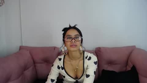 miahotcs online show from May 2026 03:52:01 PM