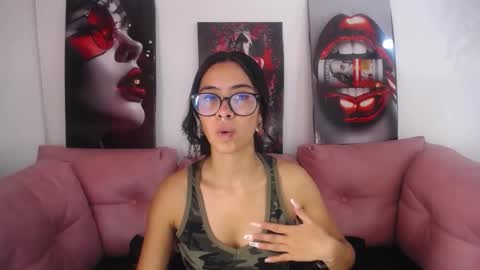 miahotcs online show from May 2026 04:12:01 PM