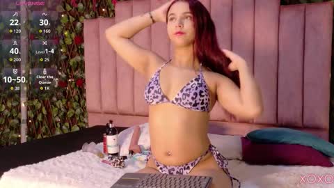 Mia online show from February 2026 03:07:01 PM