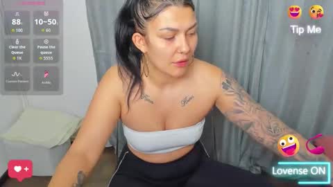 Mia Kittyy online show from March 2026 11:42:01 PM