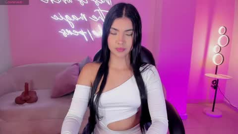Call me Mia  online show from April 2026 07:38:02 PM