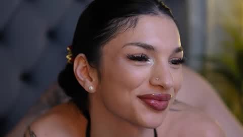 Snapshot of miamicoffee chatting on December 2025 08:26:01 PM Miami online show from December 2025 08:26:01 PM