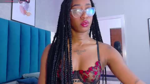 Mia  online show from May 2026 12:32:02 PM