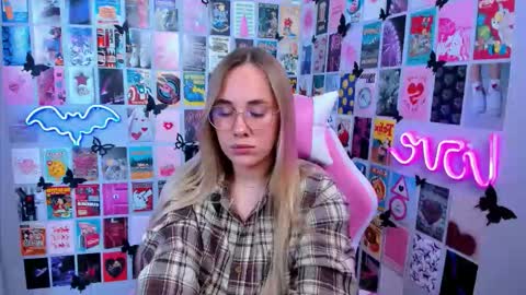 Snapshot of miamilas chatting on September 2025 05:12:02 PM miamilas online show from September 2025 05:12:02 PM