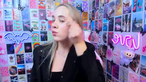 miamilas online show from December 2025 01:52:02 PM