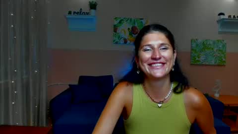 Snapshot of miamilff_sugar chatting on July 2026 08:10:02 AM Alianna online show from July 2026 08:10:02 AM