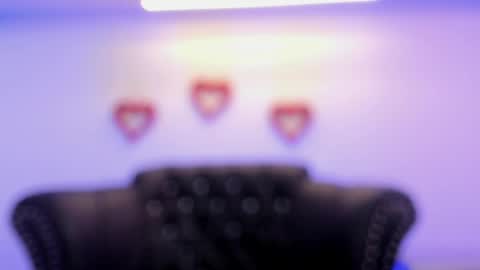 Mia   -5 7001400 Follow  online show from February 2025 03:58:02 PM