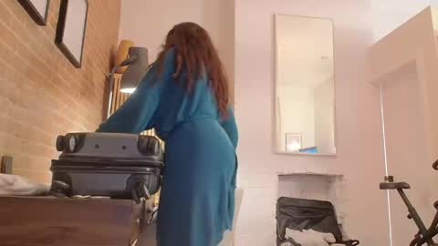 MiaMuffn online show from May 2026 10:41:02 PM