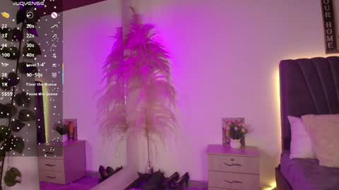 miaoconell online show from April 2026 11:57:02 PM