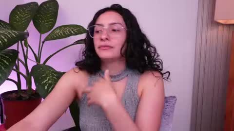Snapshot of miaportman chatting on June 2026 03:25:02 PM MIAPORTMANN online show from June 2026 03:25:02 PM