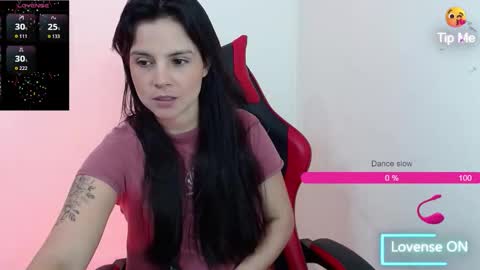 miarobinn_ online show from October 2025 11:58:02 AM