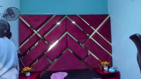 Snapshot of miarous69 chatting on February 2026 04:08:01 AM MiaRouse online show from February 2026 04:08:01 AM