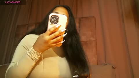 miasaandovaal 22 online show from April 2026 09:28:02 PM