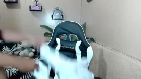 Snapshot of miasexxie chatting on July 2026 09:46:02 AM mia online show from July 2026 09:46:02 AM
