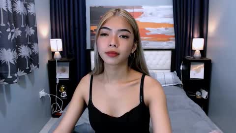 Snapshot of miasmith09 chatting on January 2026 01:52:02 AM Pau and jence online show from January 2026 01:52:02 AM