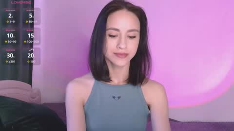 Snapshot of miasweetashoney chatting on October 2025 06:35:02 AM Mia online show from October 2025 06:35:02 AM