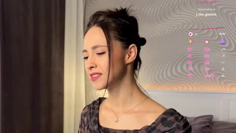 Mia online show from March 2026 07:58:02 AM