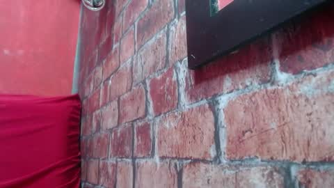 Snapshot of miatentazione chatting on September 2025 11:46:02 AM Mariana online show from September 2025 11:46:02 AM