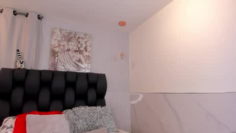 miavelvet1 online show from May 2026 02:39:02 AM